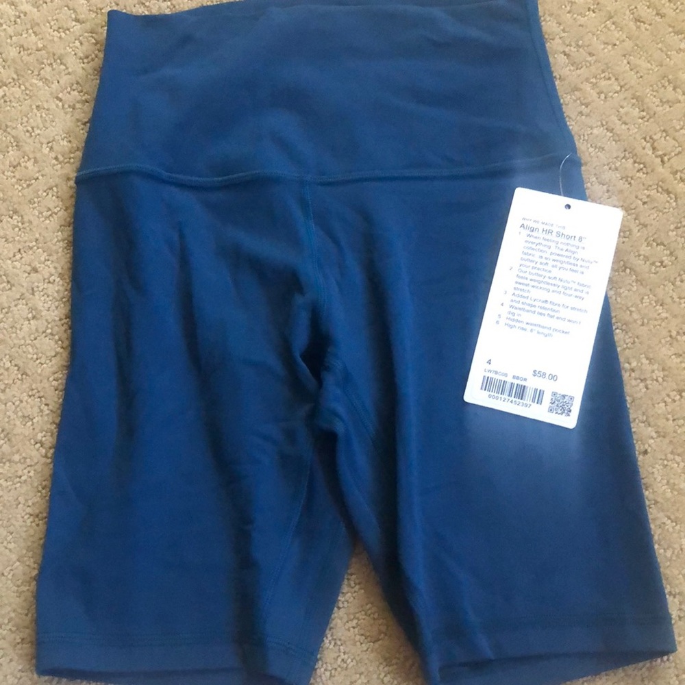NWT Lululemon Align Short 8” size 4
